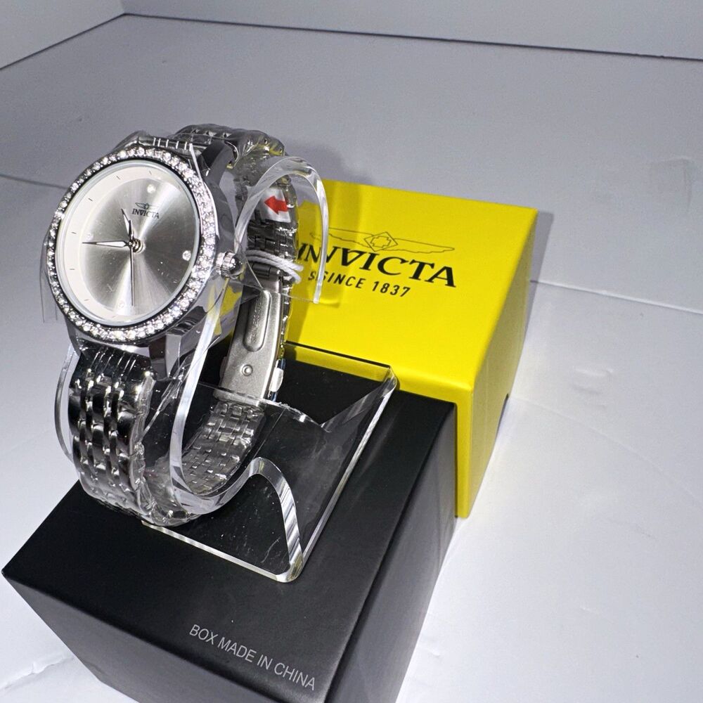 Sparkly Women’s Invicta All Silver Quartz Gem-Set Bezel Watch W/Box 31mm